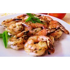 Garnelen vom Grill mit Salat